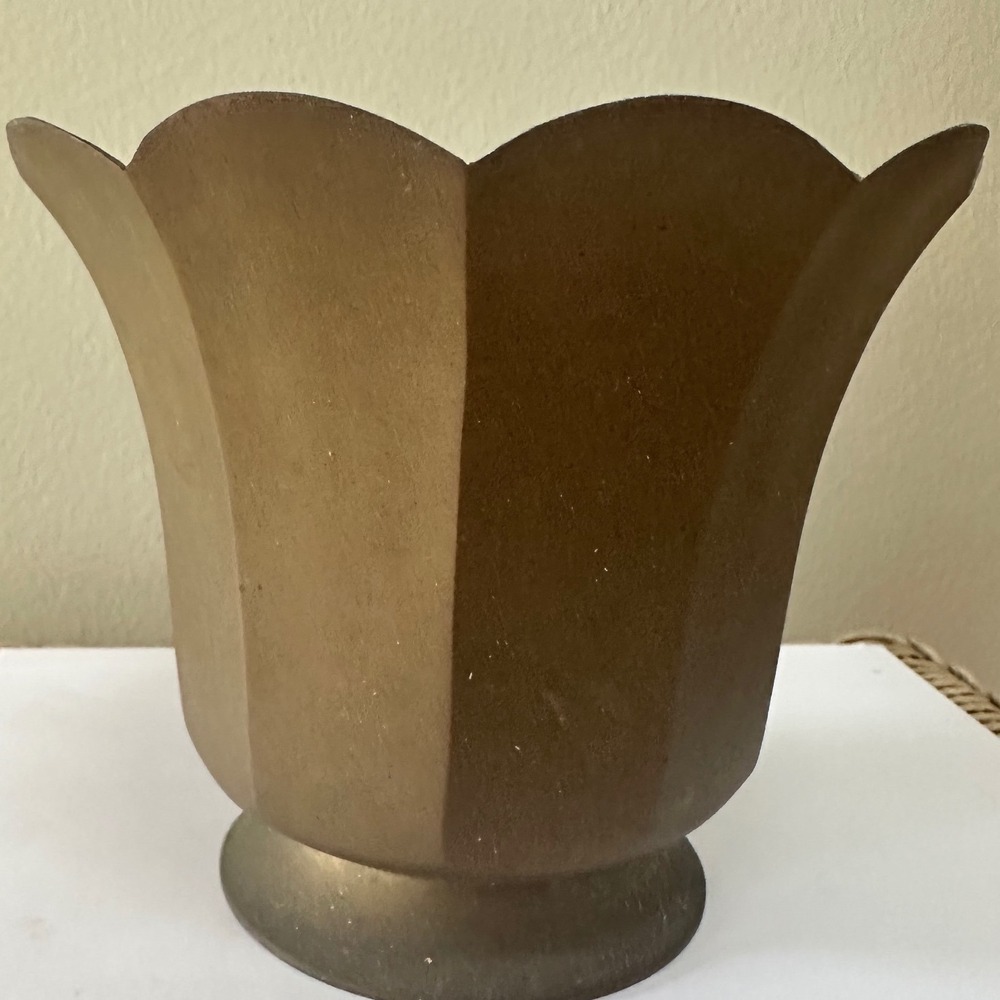 Vintage Scalloped Tulip Brass Planter Vase Made in India Aged Patina 5.5in